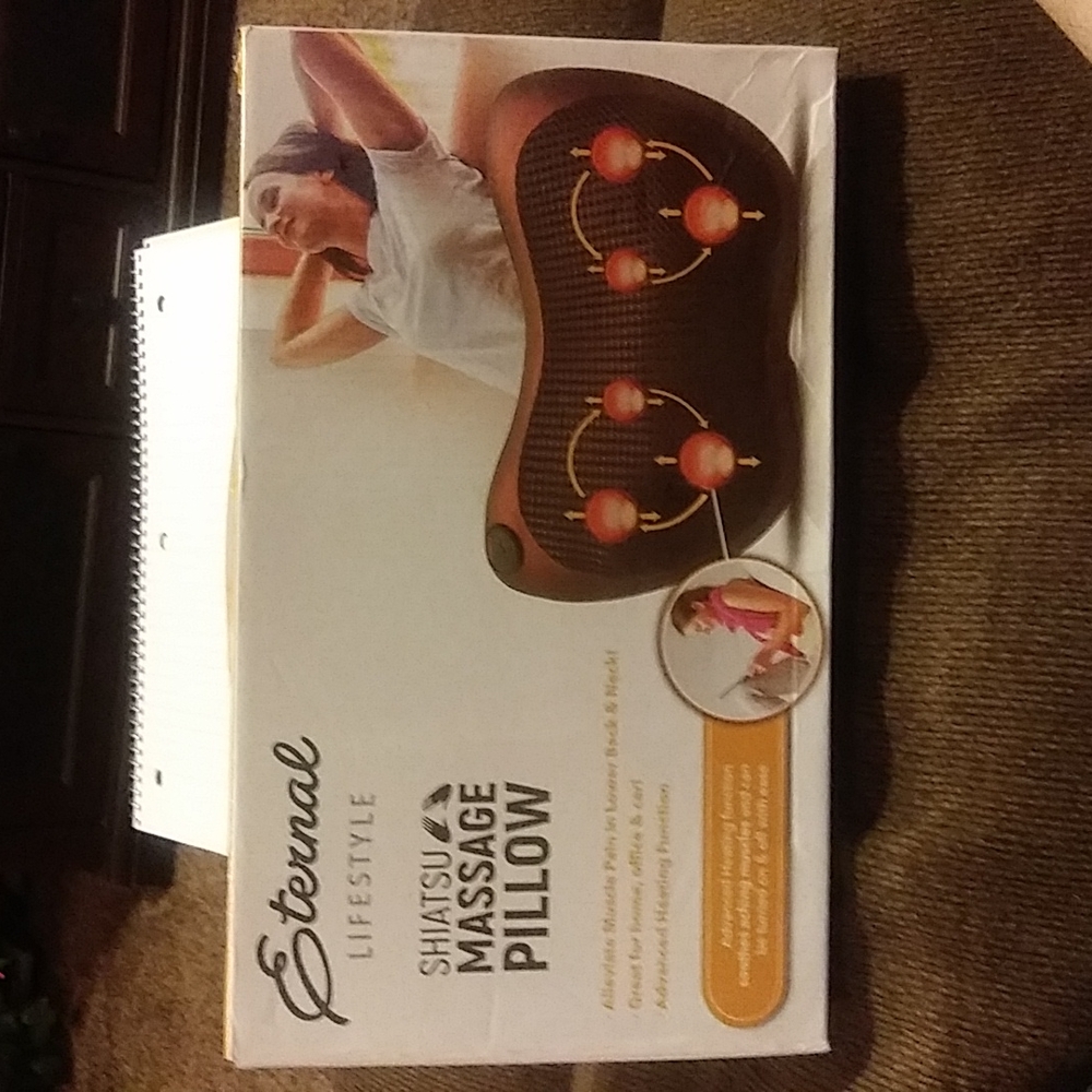 Shiatsu Massage Pillow NWT